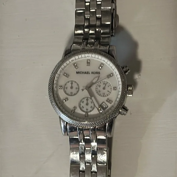 Michael Kors Ritz Silver-Tone MK5020 Wrist Watch for Women - Picture 2 of 2